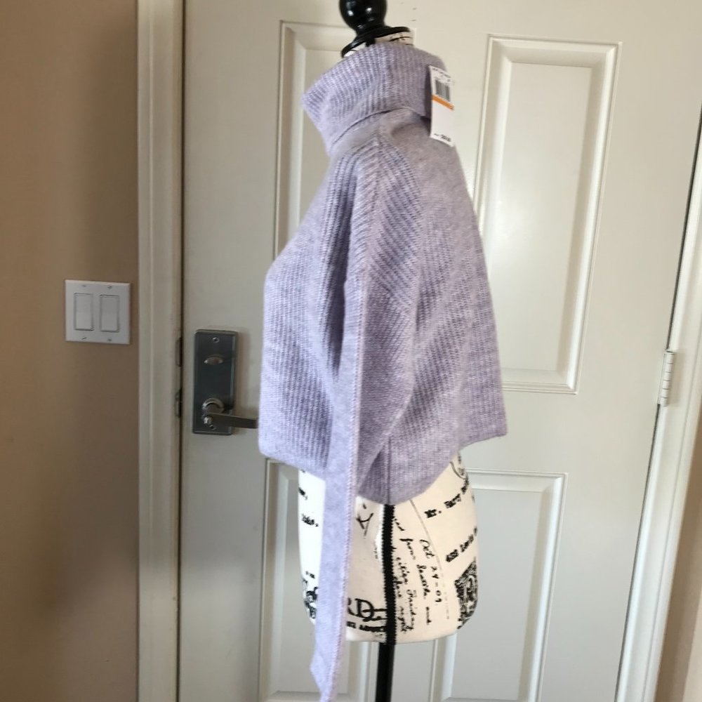 NWT SUN + MOON Long Sleeve BOXY Turtleneck Sweater - Picture 3 of 4